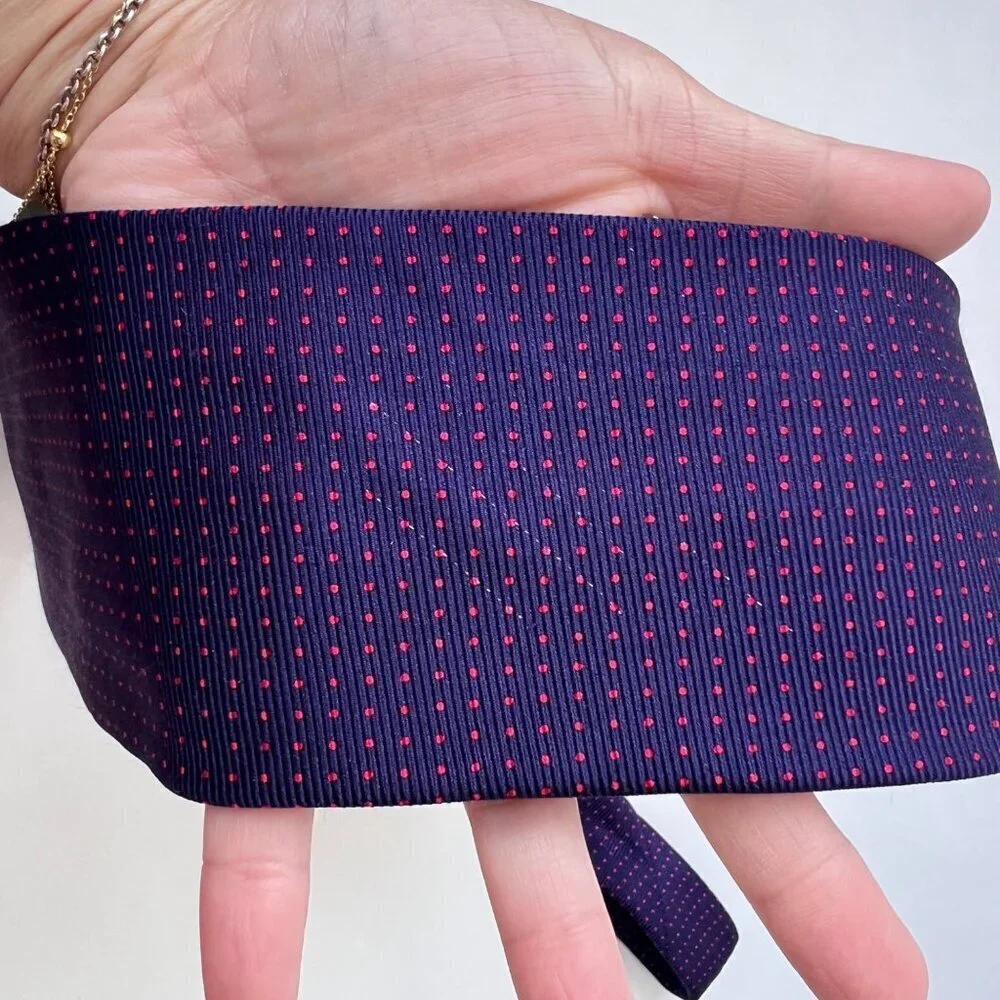 Burberry 100% Silk Tie – Navy with Red Dot Pattern